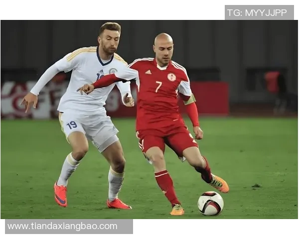 技术精湛的现役足球明星盘点与他们的精彩瞬间回顾 技术精湛的现役足球明星盘点与他们的精彩瞬间回顾