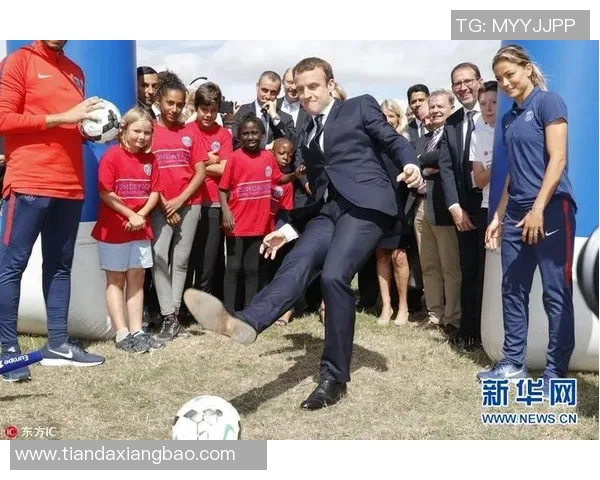 足球明星为何频频获得总统奖励背后的故事与意义解析 足球明星为何频频获得总统奖励背后的故事与意义解析